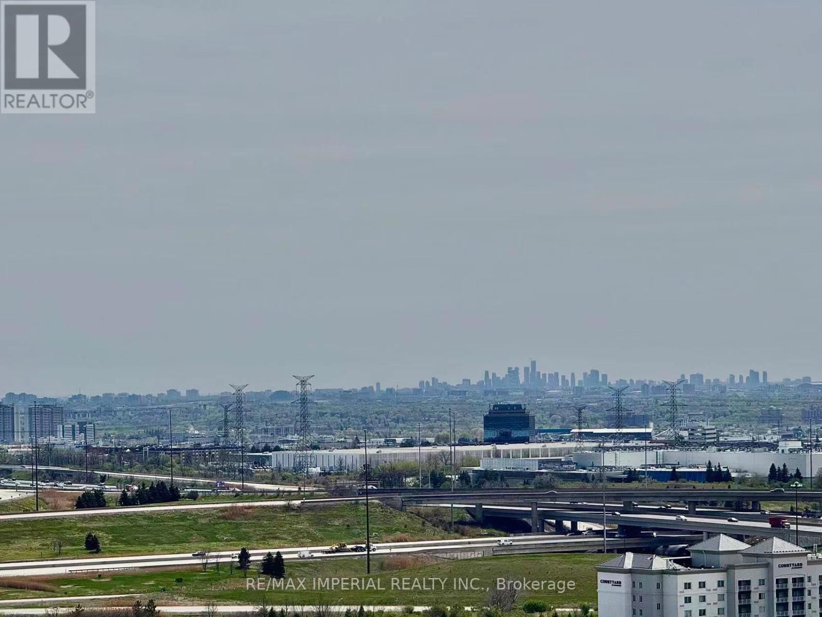 1901 - 8 Interchange Way, Vaughan, ON - Outdoor With View