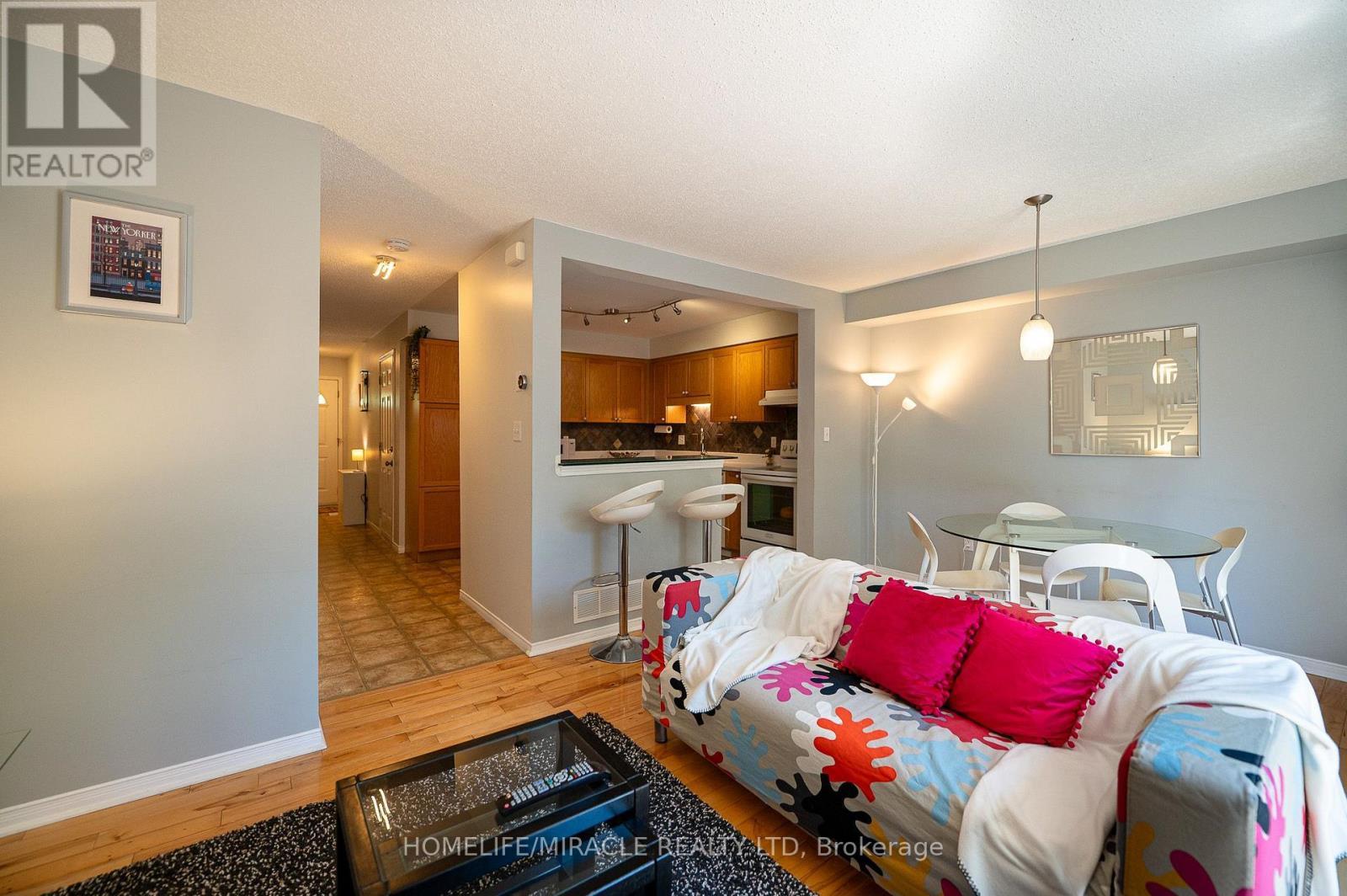 55 - 151 Clairfields Drive E, Guelph, ON