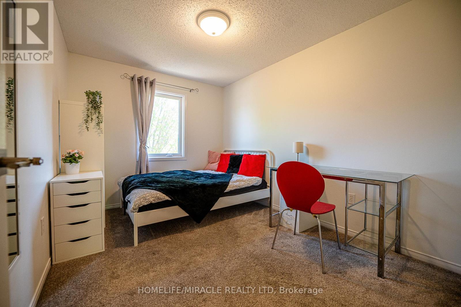 55 - 151 Clairfields Drive E, Guelph, ON