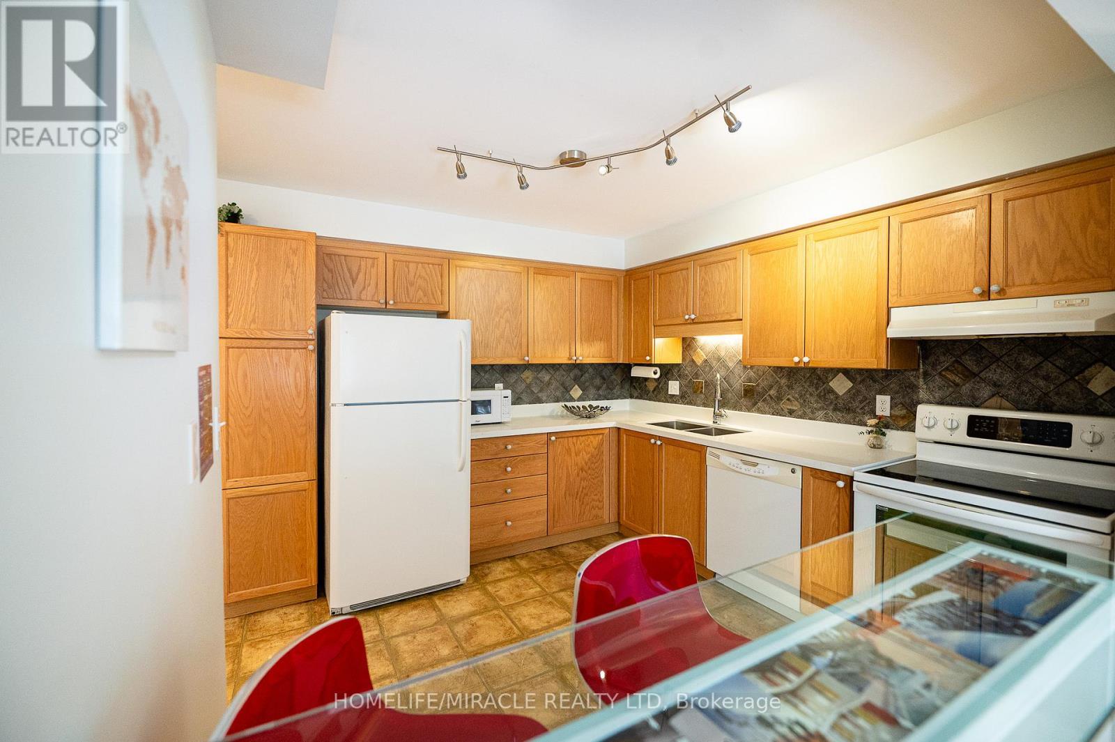 55 - 151 Clairfields Drive E, Guelph, ON
