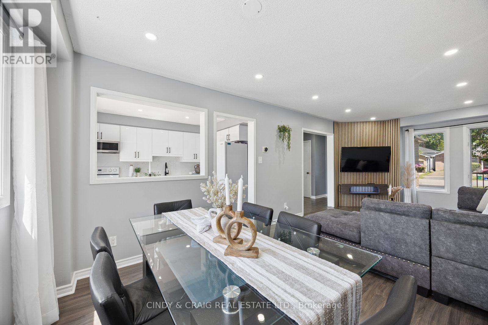 25 John Walter Crescent, Clarington, ON - Indoor