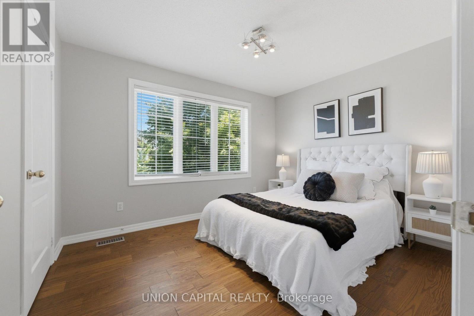 BEDROOM #2 - 33 Eakin Mill Road, Markham, ON - Indoor Photo Showing Bedroom