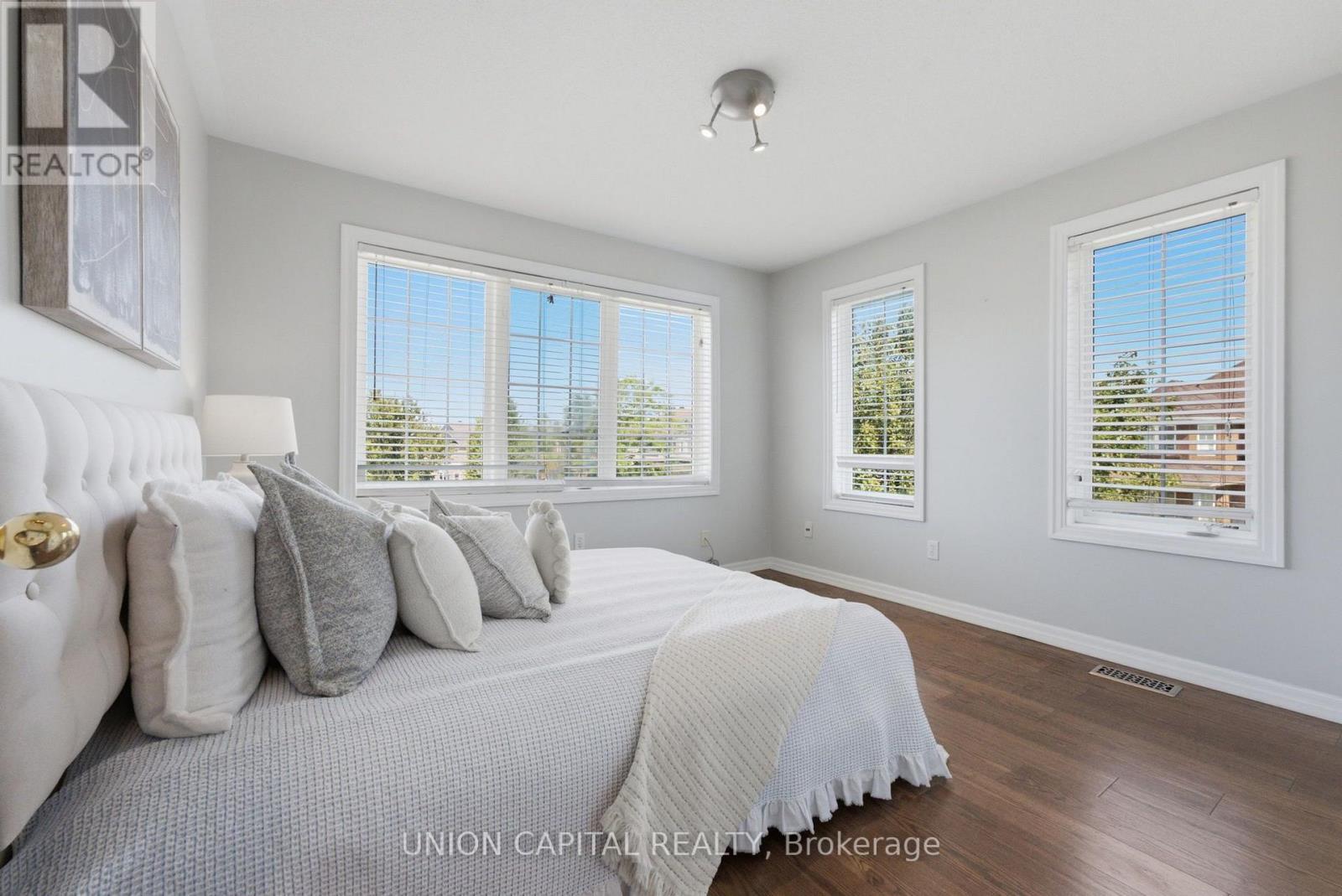 BEDROOM #3 - 33 Eakin Mill Road, Markham, ON - Indoor Photo Showing Bedroom