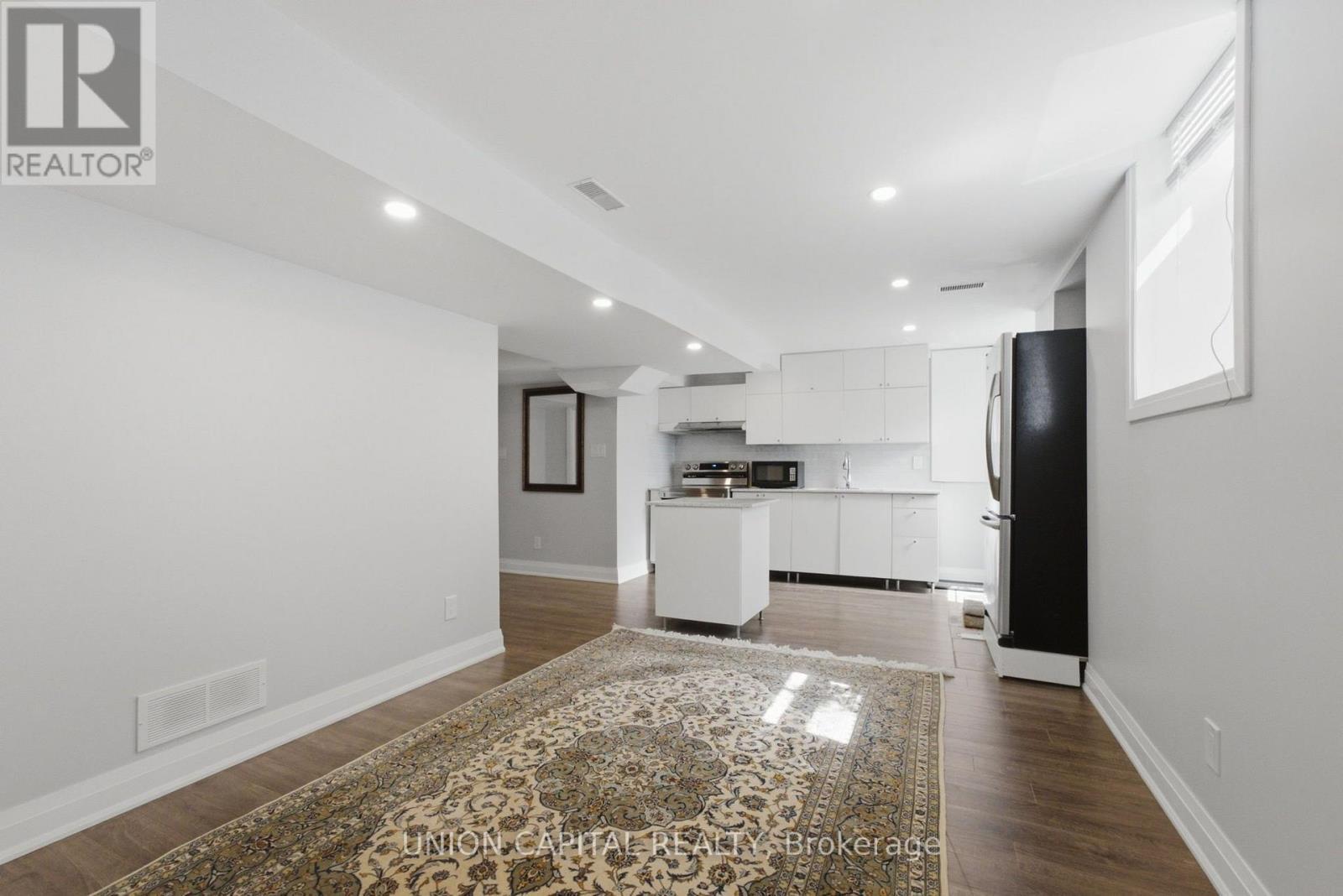 33 Eakin Mill Road, Markham, ON - Indoor