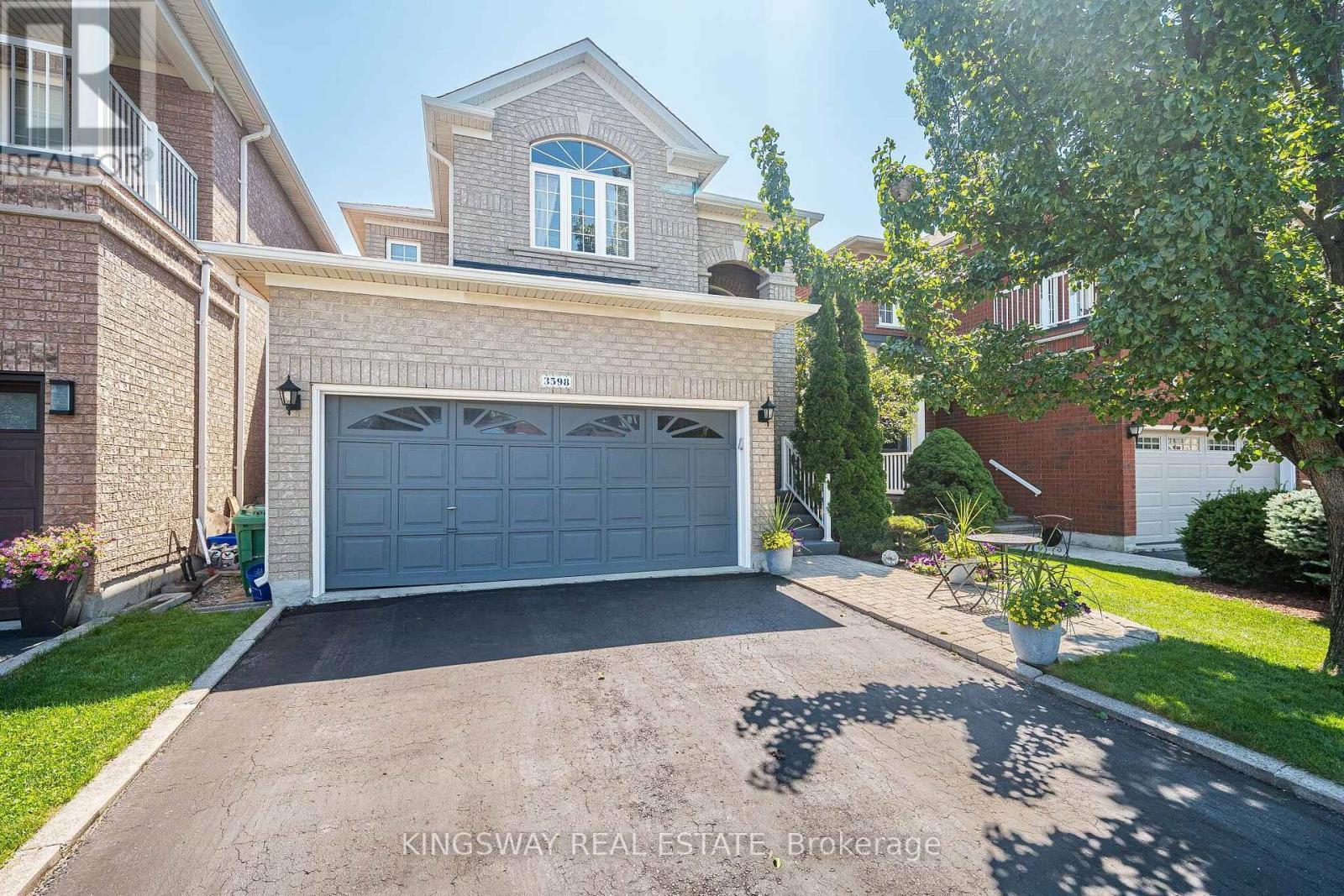 3598 Fountain Park Avenue, Mississauga, ON - Outdoor