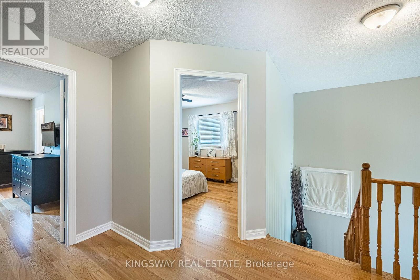 3598 Fountain Park Avenue, Mississauga, ON - Indoor Photo Showing Other Room