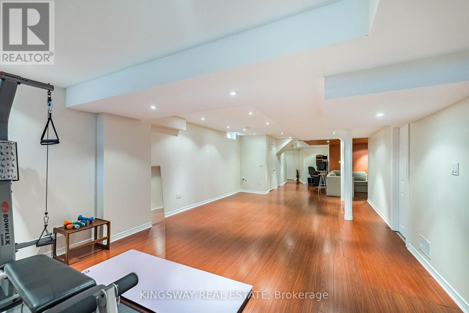 3598 Fountain Park Avenue, Mississauga, ON - Indoor Photo Showing Other Room