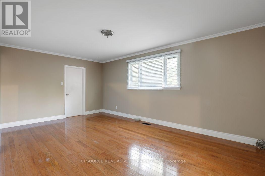 1371 Kilborn Avenue, Ottawa, ON - Indoor Photo Showing Other Room