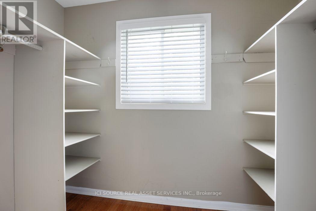 1371 Kilborn Avenue, Ottawa, ON - Indoor With Storage