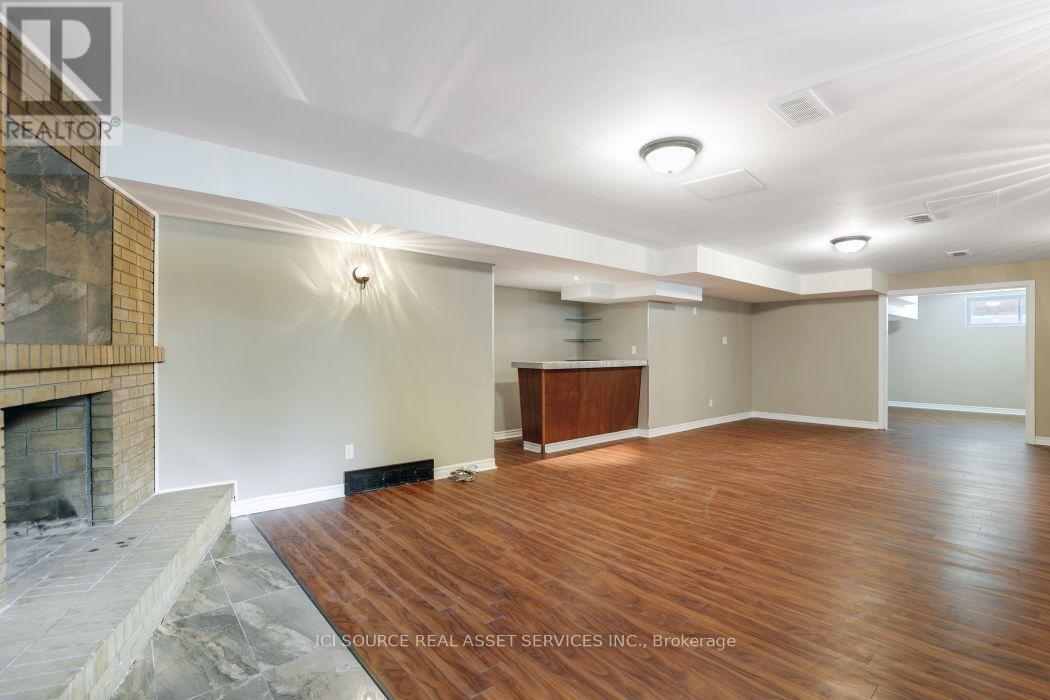 1371 Kilborn Avenue, Ottawa, ON - Indoor With Fireplace