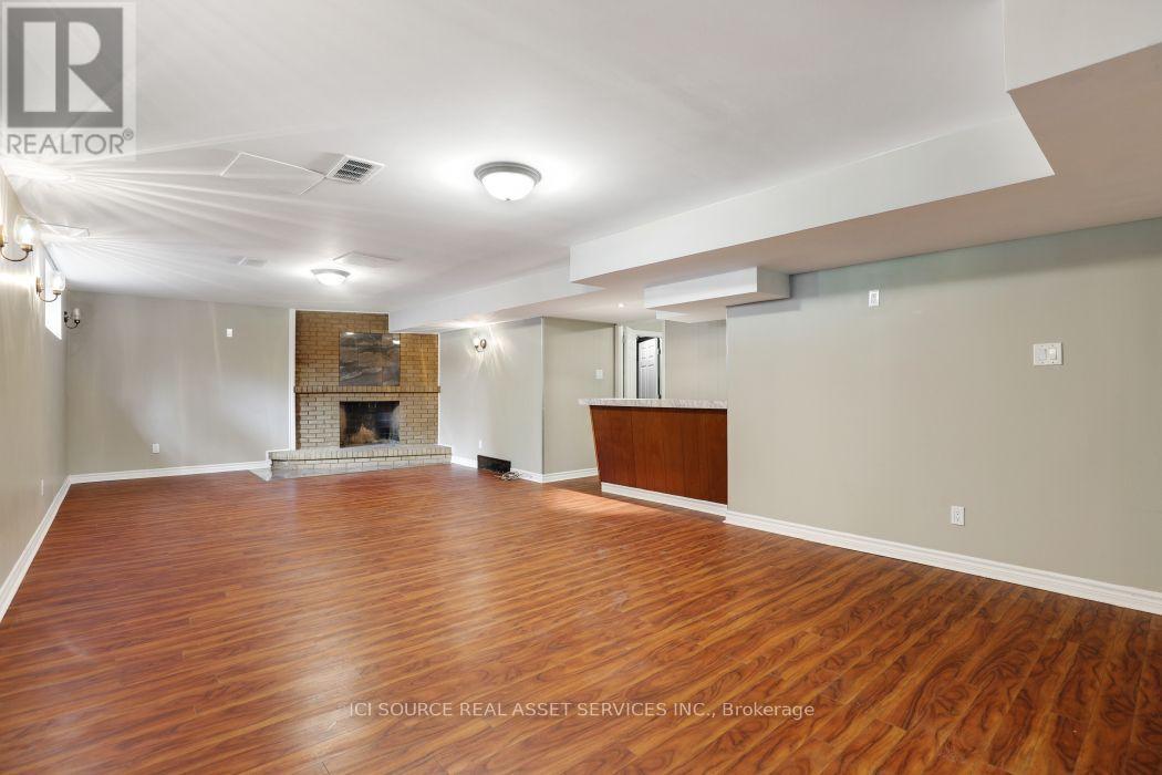 1371 Kilborn Avenue, Ottawa, ON - Indoor With Fireplace