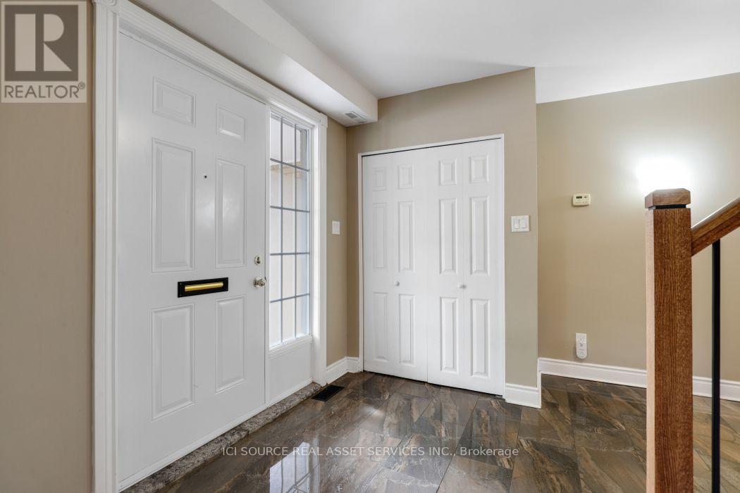 1371 Kilborn Avenue, Ottawa, ON - Indoor Photo Showing Other Room