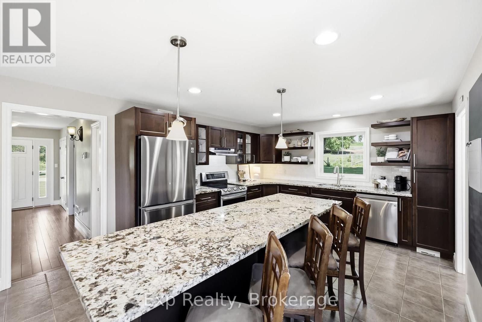 897 Dingman Road, Cramahe, ON - Indoor Photo Showing Kitchen With Upgraded Kitchen