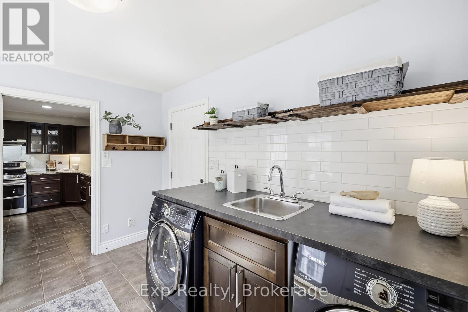 897 Dingman Road, Cramahe, ON - Indoor Photo Showing Laundry Room