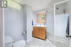 Lower Bedroom Ensuite - 