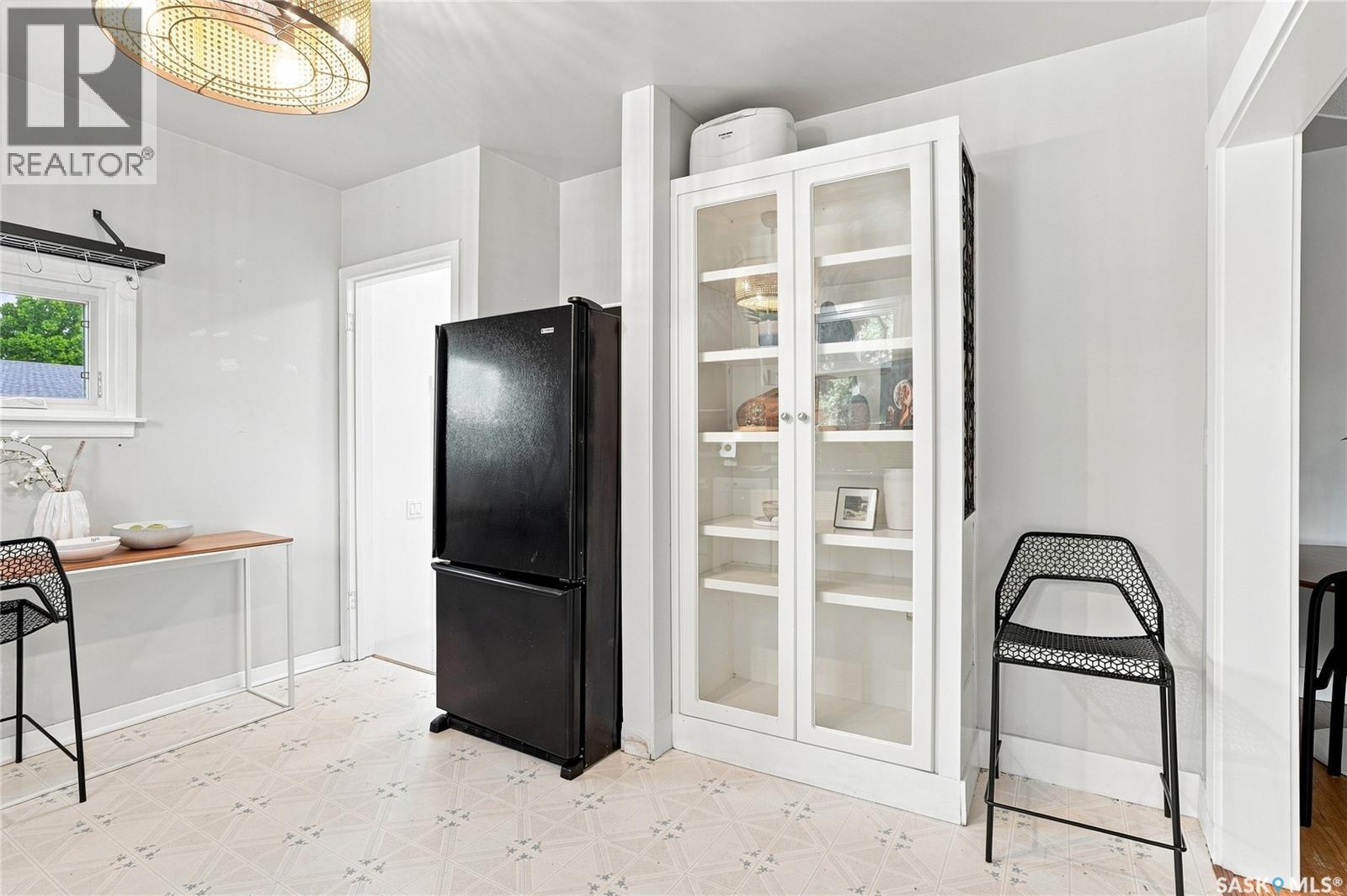 928 1St Street E, Saskatoon, SK - Indoor Photo Showing Other Room