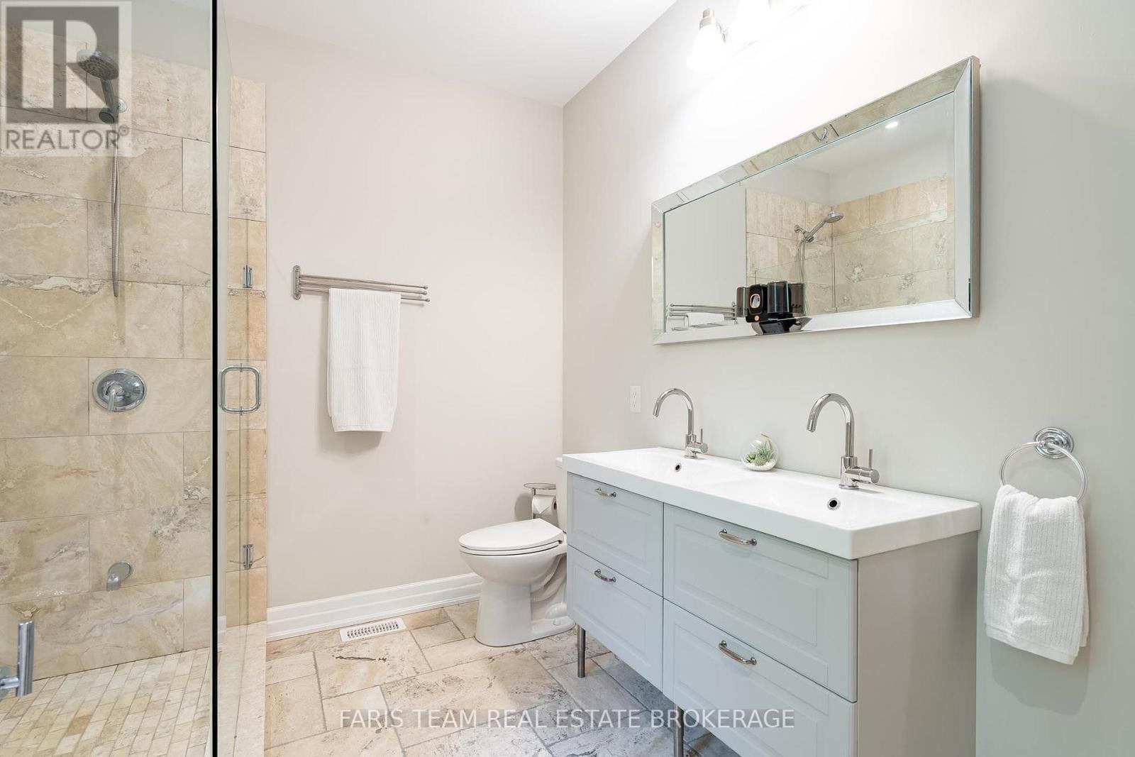 41 Tall Pines Drive, Tiny, ON - Indoor Photo Showing Bathroom