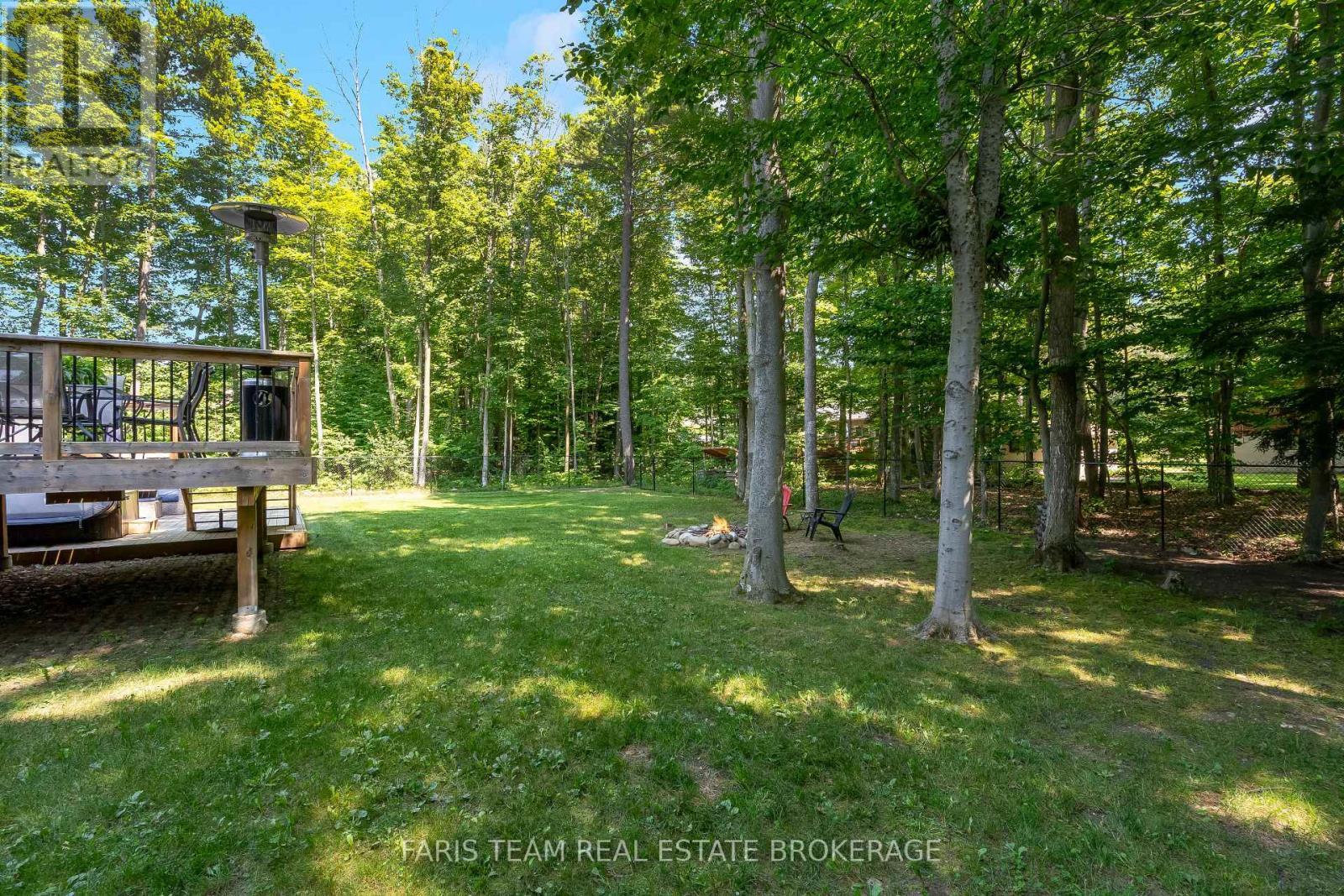 41 Tall Pines Drive, Tiny, ON - Outdoor