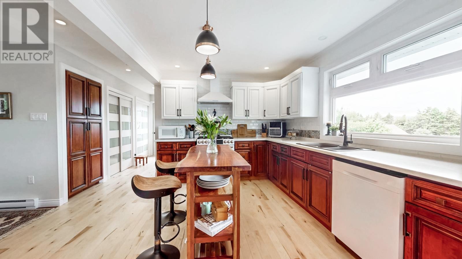 45 Motion Lane, Torbay, NL - Indoor Photo Showing Kitchen With Double Sink