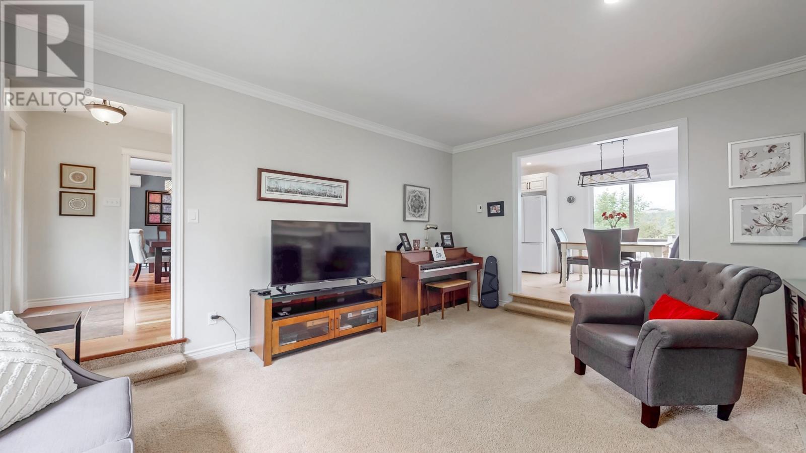 45 Motion Lane, Torbay, NL - Indoor Photo Showing Living Room