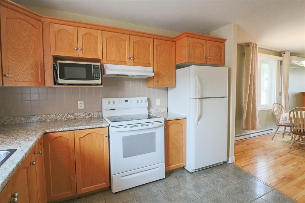 2 Kilmory Place, St. John'S, NL - Indoor Photo Showing Kitchen
