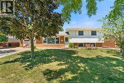 9 Rickway DRIVE Leamington, ON N8H 2M3