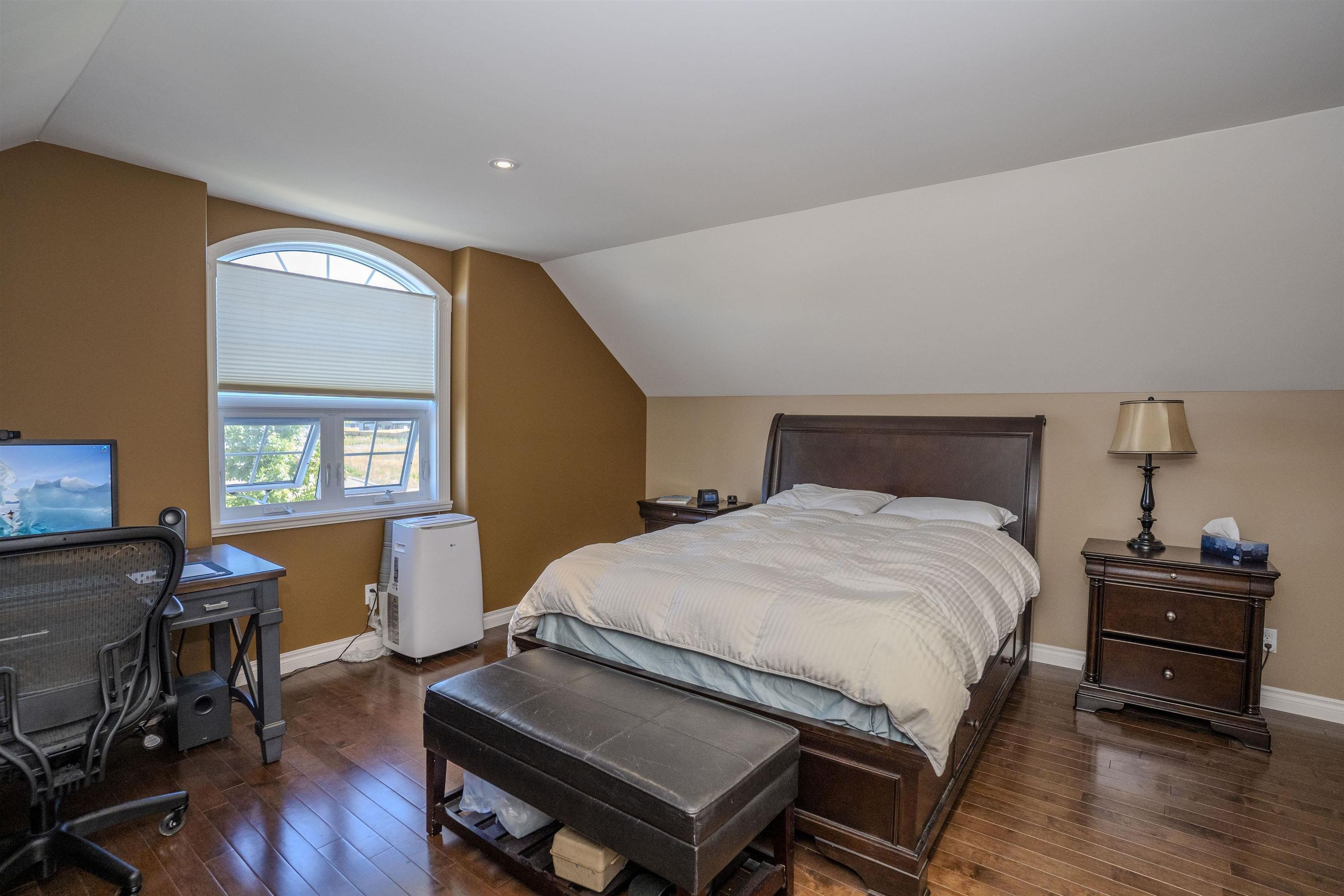 706 Weiler Boulevard, Thunder Bay, ON - Indoor Photo Showing Bedroom