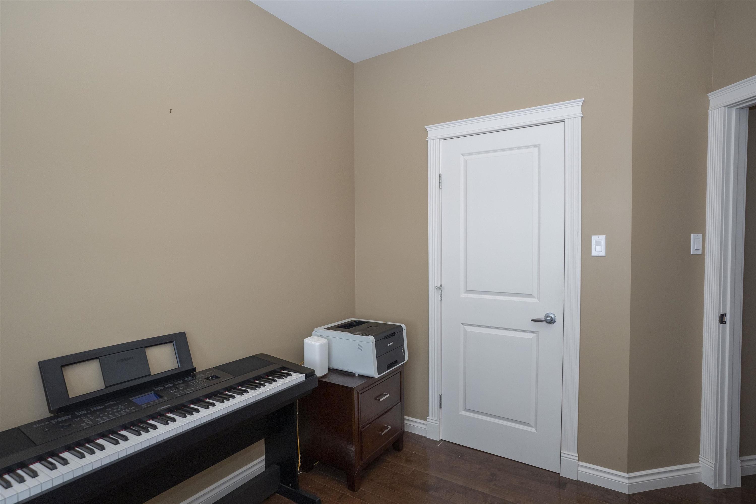 706 Weiler Boulevard, Thunder Bay, ON - Indoor