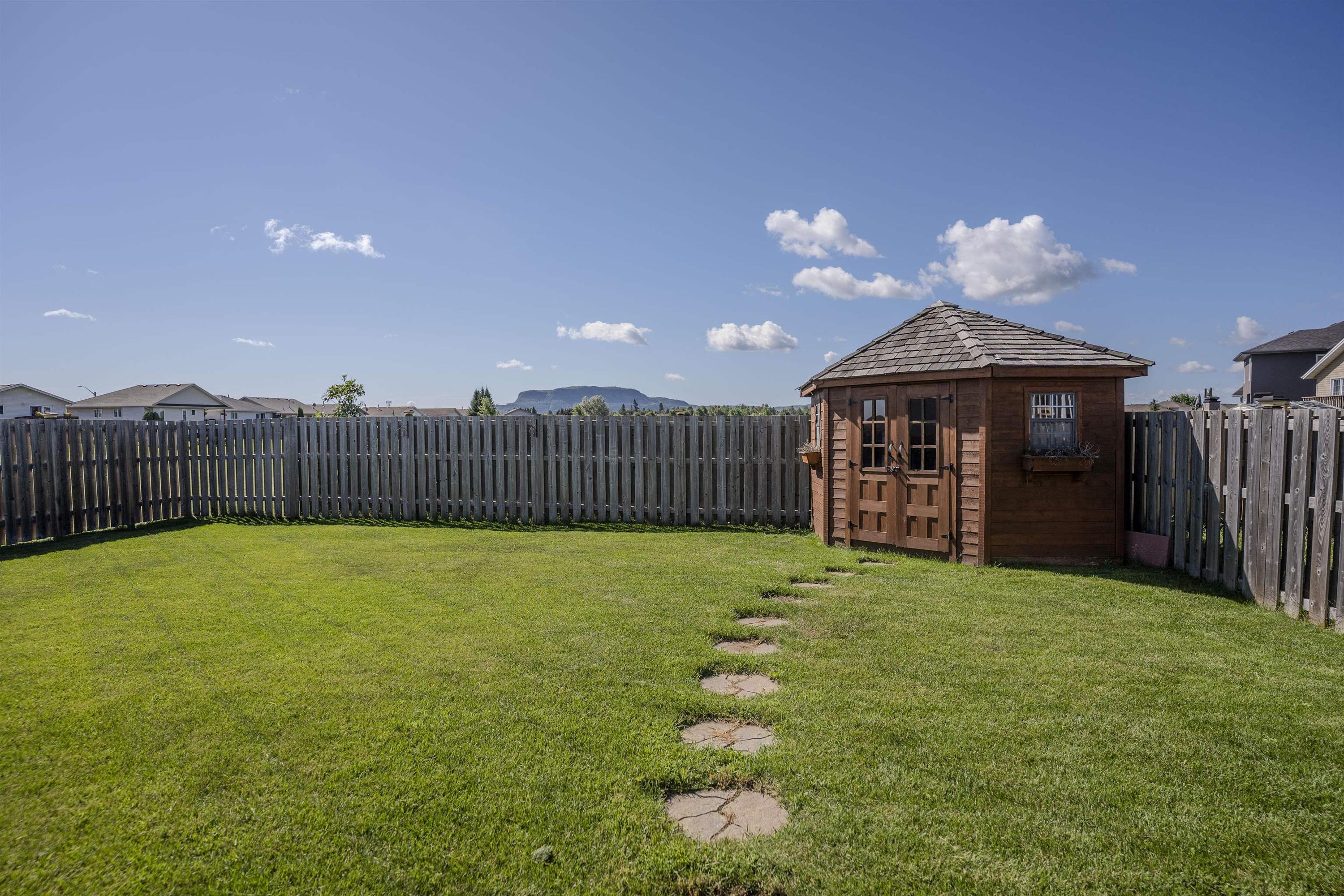 706 Weiler Boulevard, Thunder Bay, ON - Outdoor