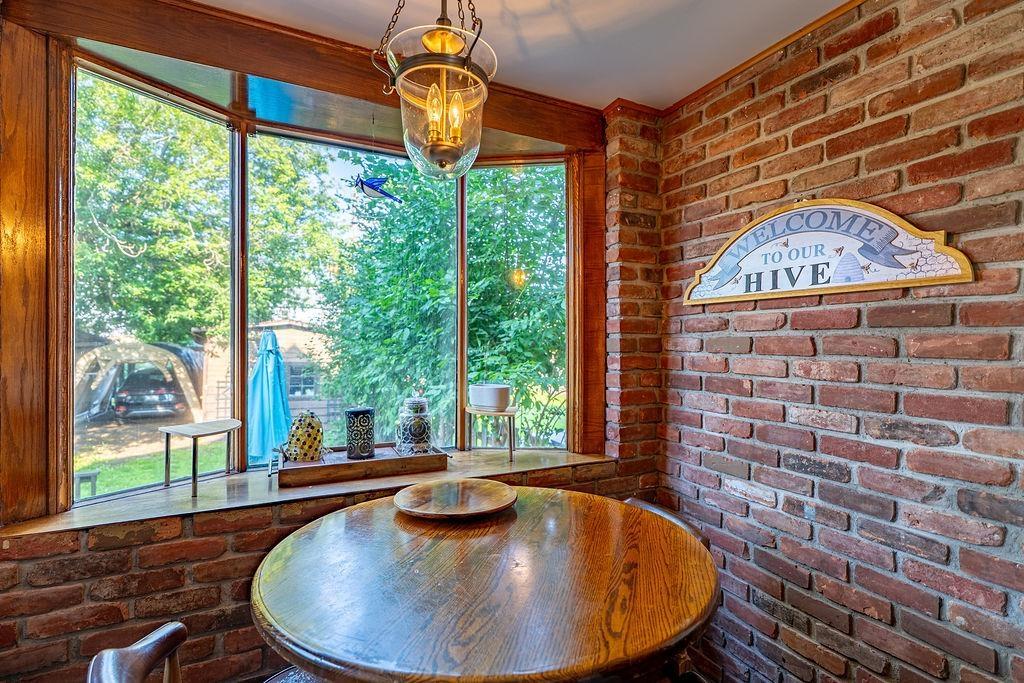 637 Catherine St., Thunder Bay, ON - Indoor Photo Showing Dining Room