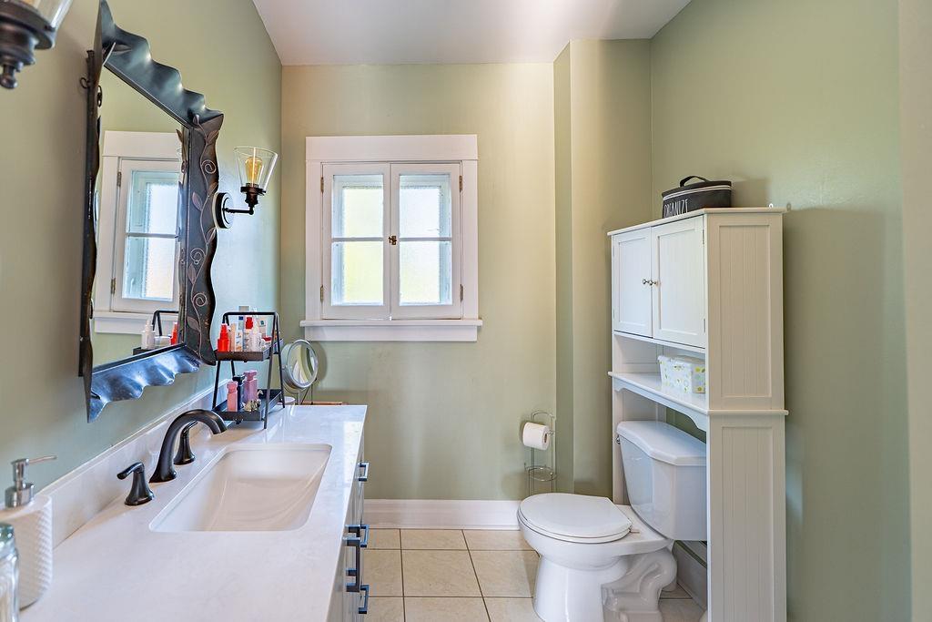 637 Catherine St., Thunder Bay, ON - Indoor Photo Showing Bathroom