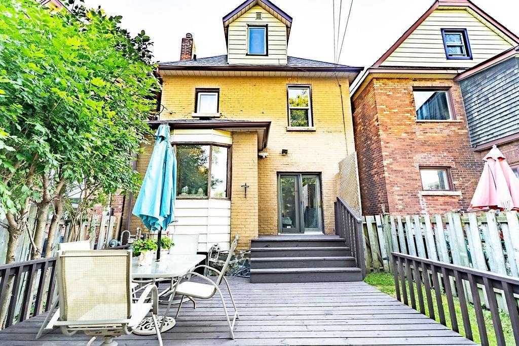637 Catherine St., Thunder Bay, ON - Outdoor With Deck Patio Veranda