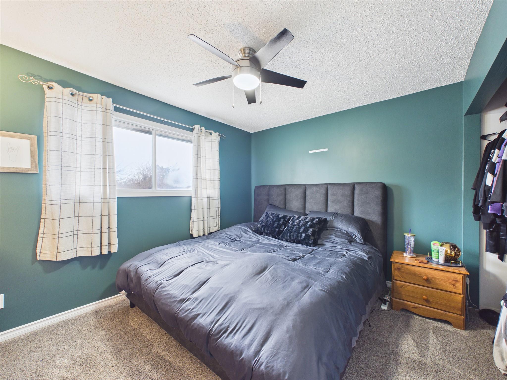 2320 5Th Street, Cranbrook, BC - Indoor Photo Showing Bedroom