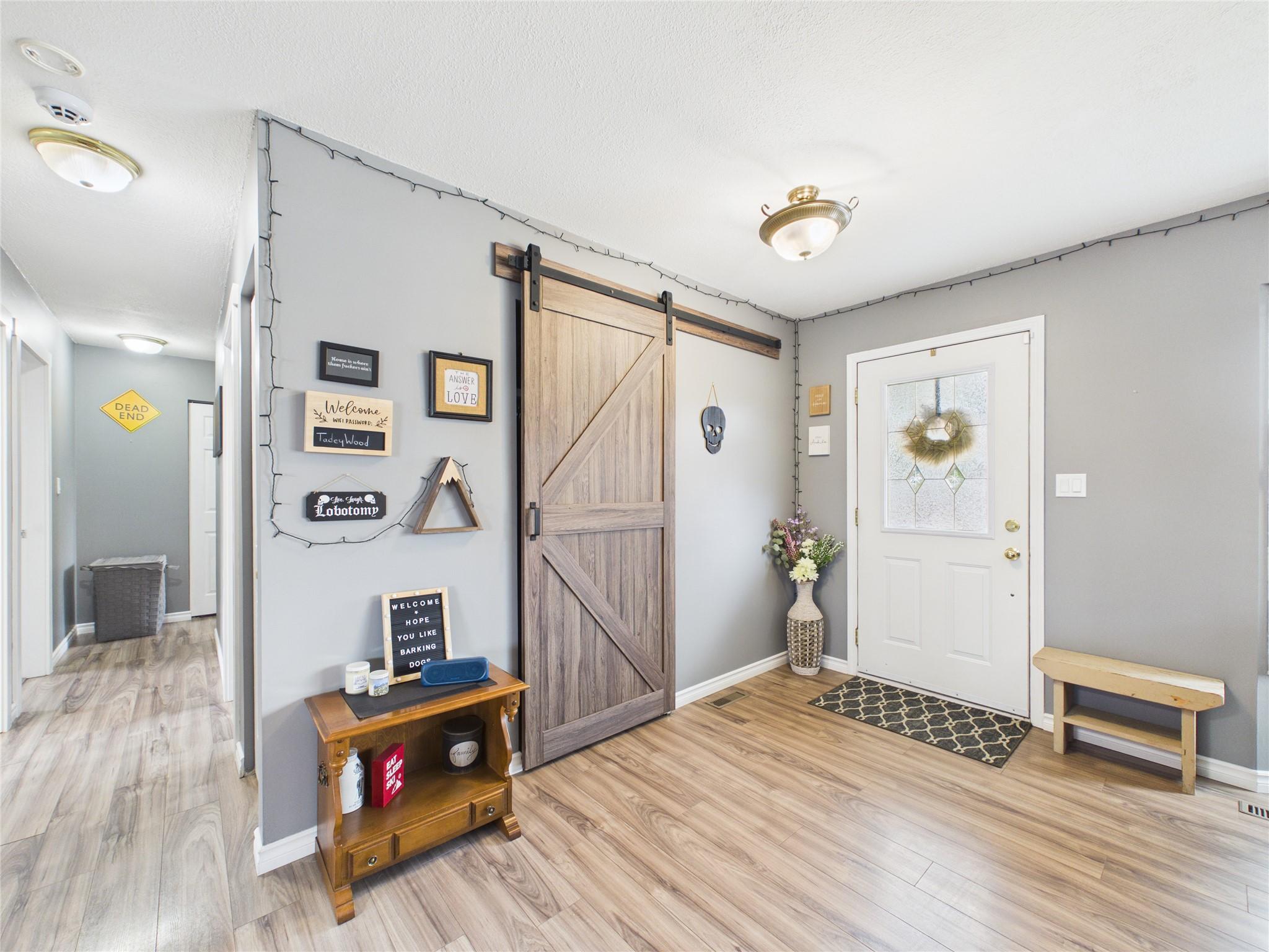 2320 5Th Street, Cranbrook, BC - Indoor Photo Showing Other Room