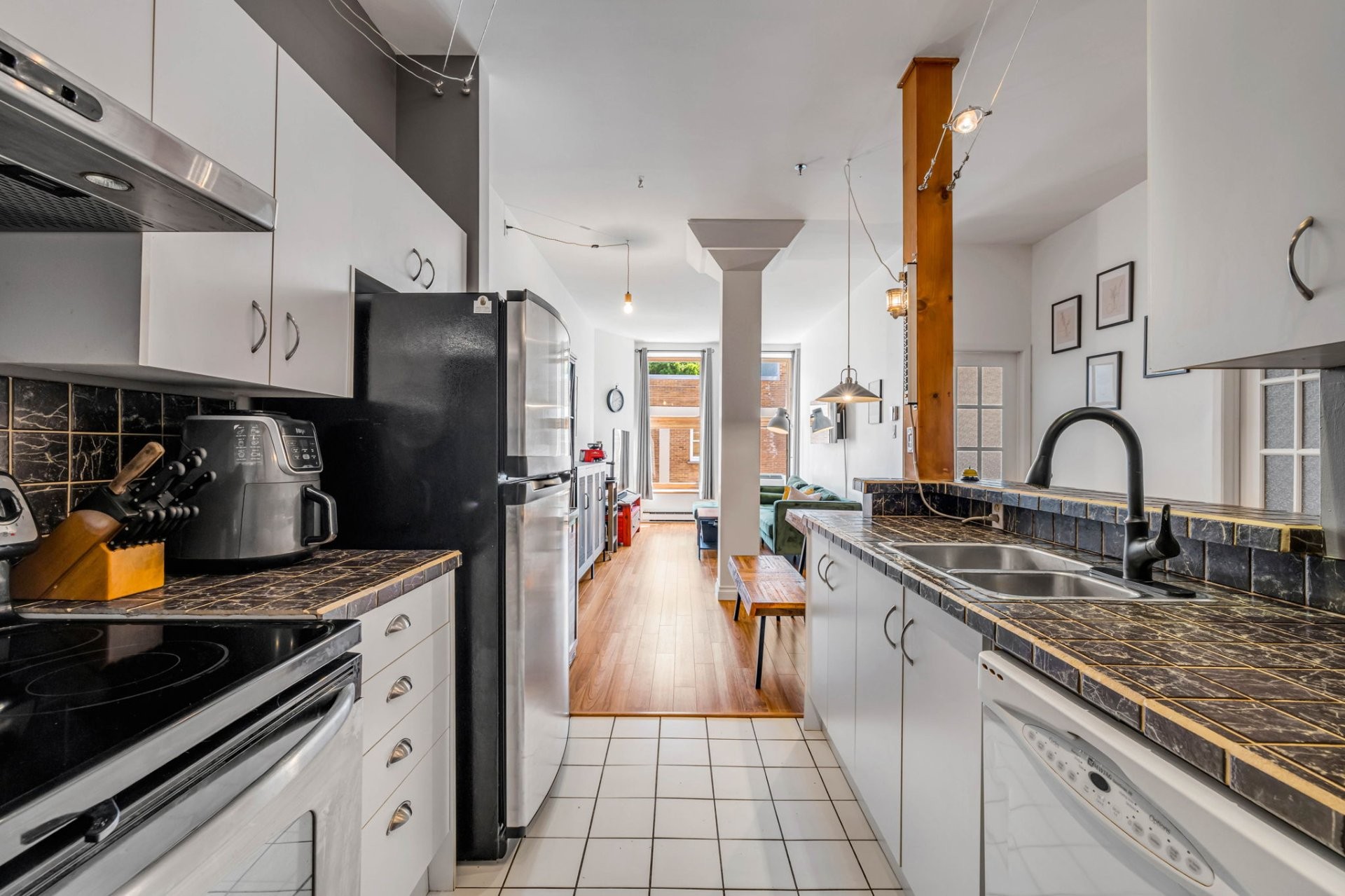 Kitchen - 205-267 Rue St-Paul, Québec (La Cité-Limoilou), QC