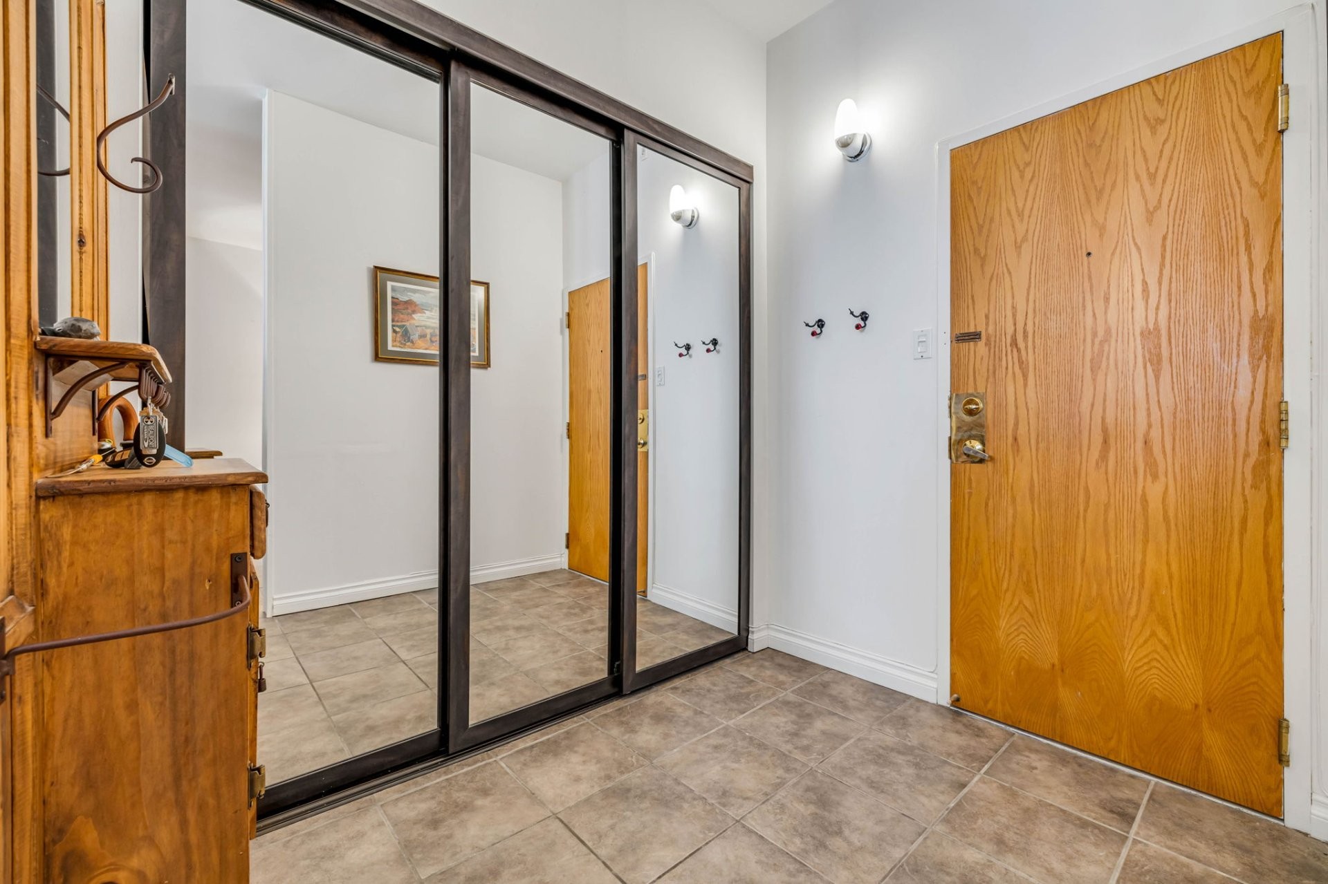 Mud Room - 205-267 Rue St-Paul, Québec (La Cité-Limoilou), QC