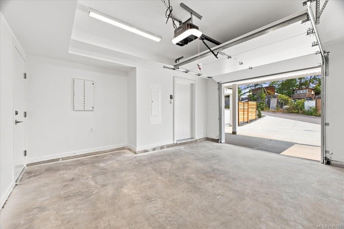 26 Leam Rd, Nanaimo, BC - Indoor