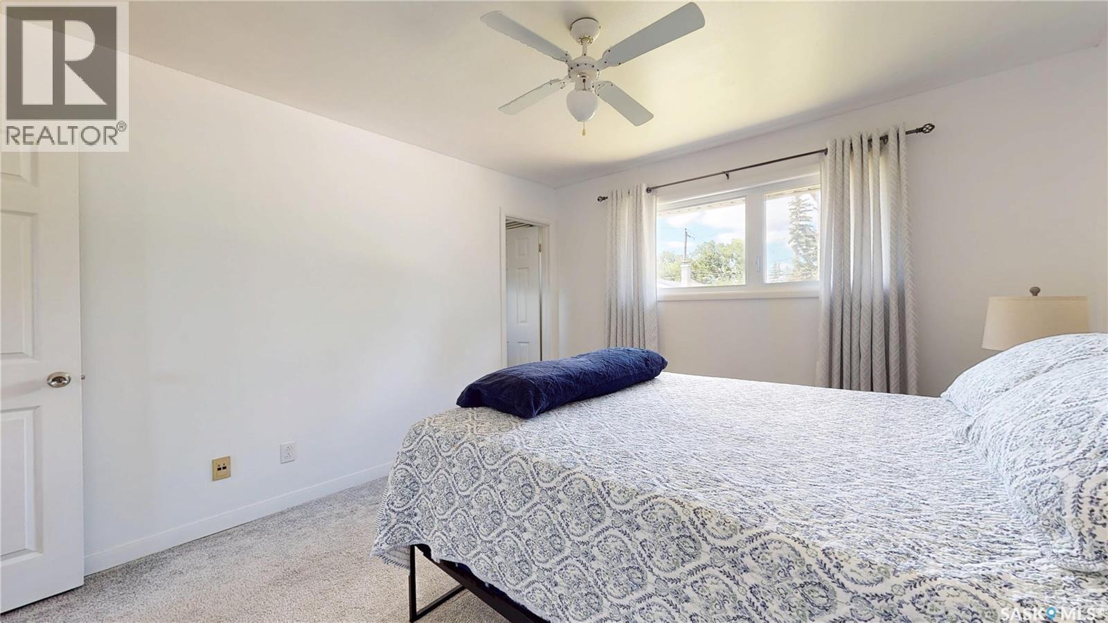 68 Cameron Crescent, Regina, SK - Indoor Photo Showing Bedroom