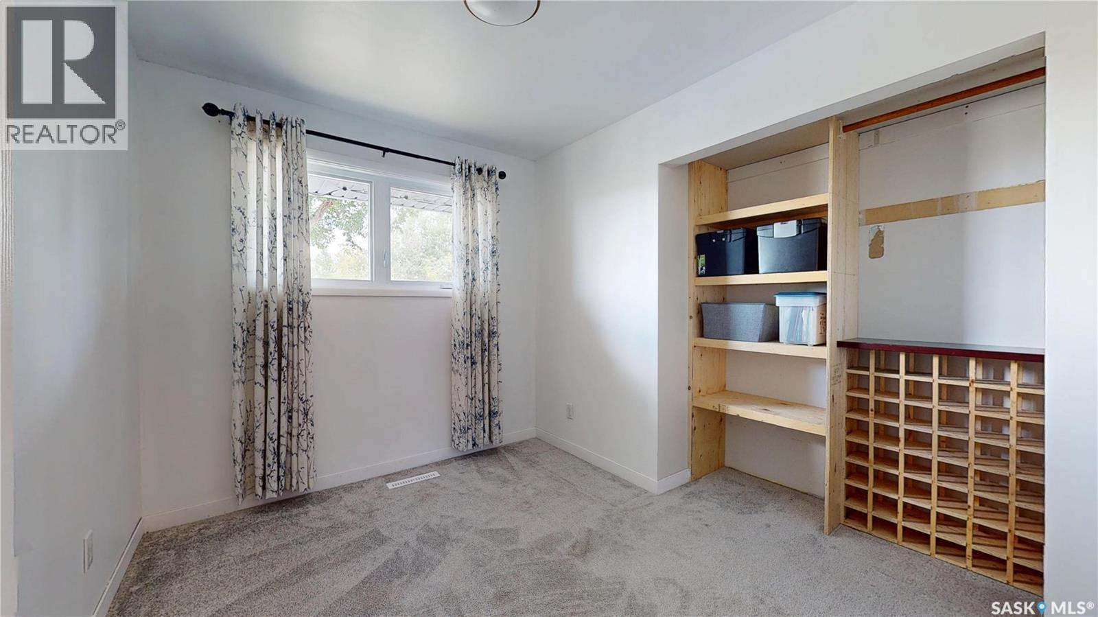 68 Cameron Crescent, Regina, SK - Indoor Photo Showing Other Room