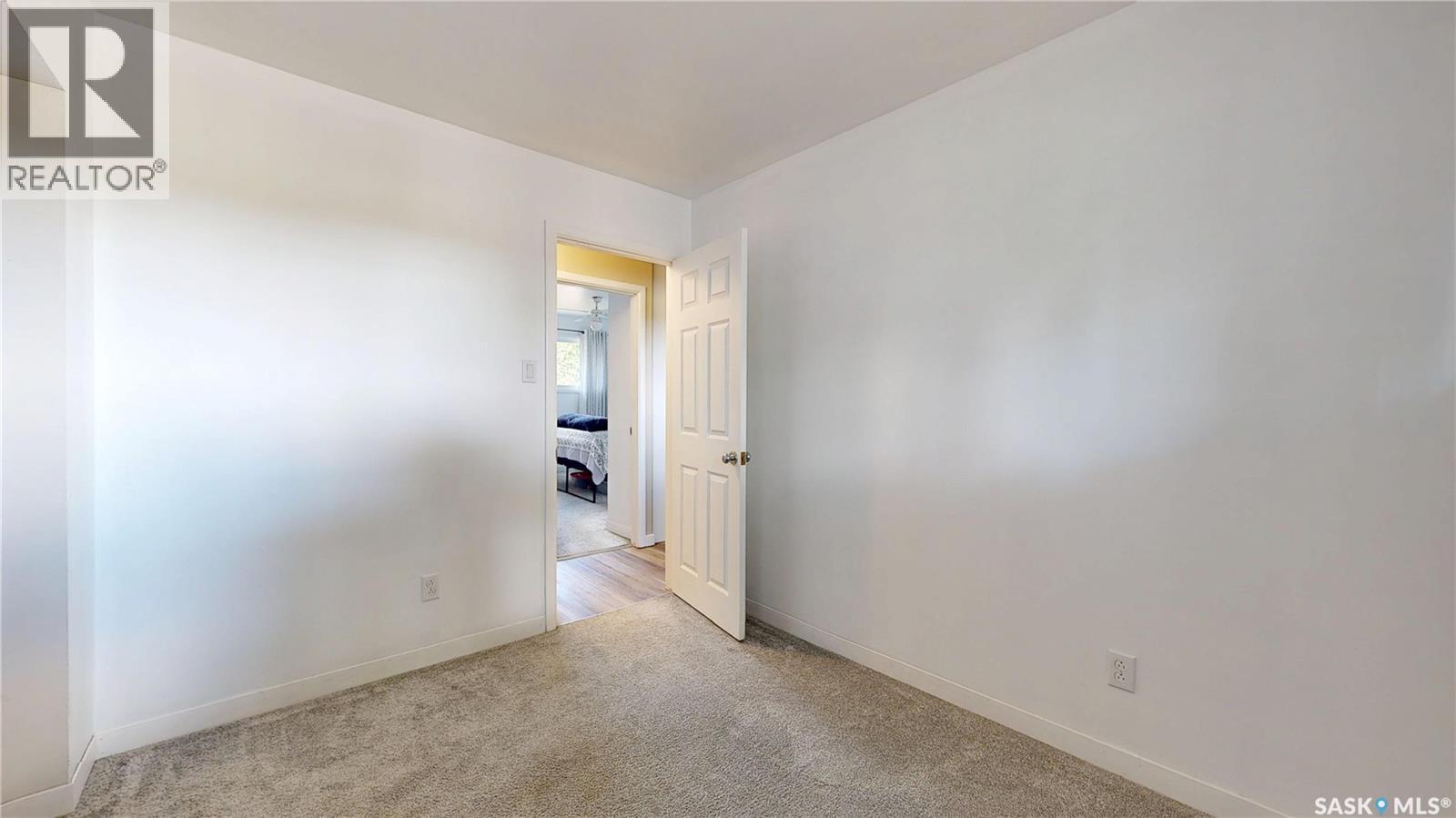 68 Cameron Crescent, Regina, SK - Indoor Photo Showing Other Room