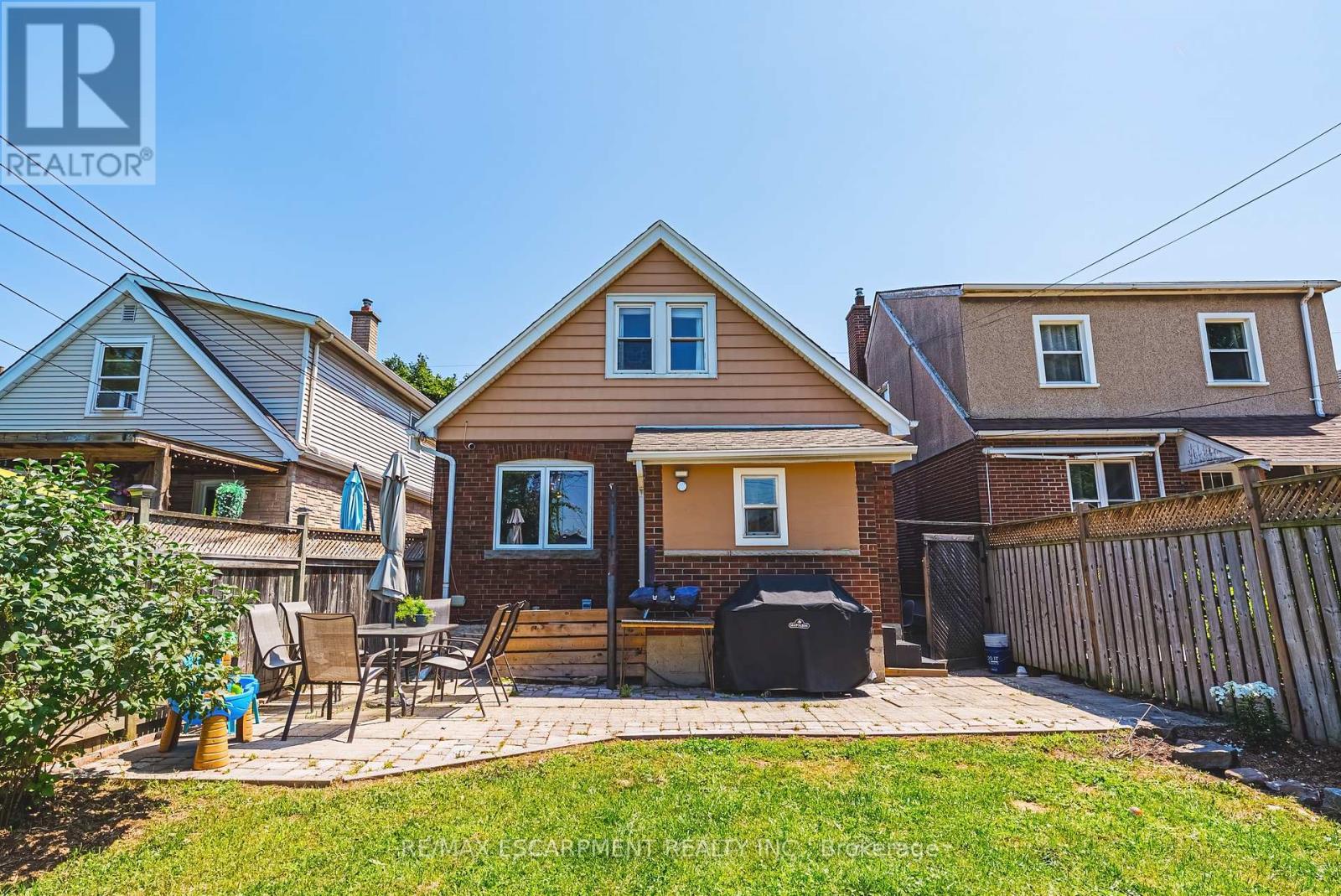 255 Weir Street N, Hamilton, ON - Outdoor
