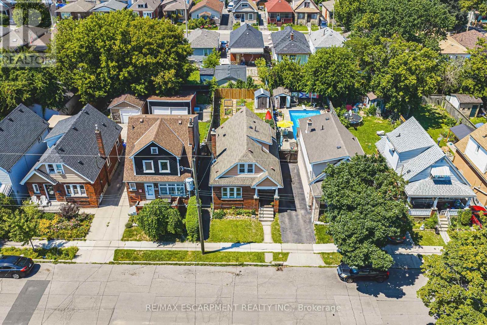 255 Weir Street N, Hamilton, ON - Outdoor