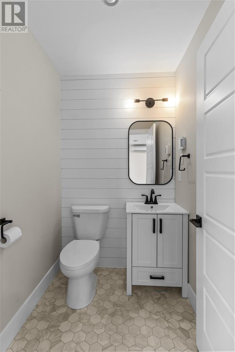 21 Devaughn Street, Paradise, NL - Indoor Photo Showing Bathroom