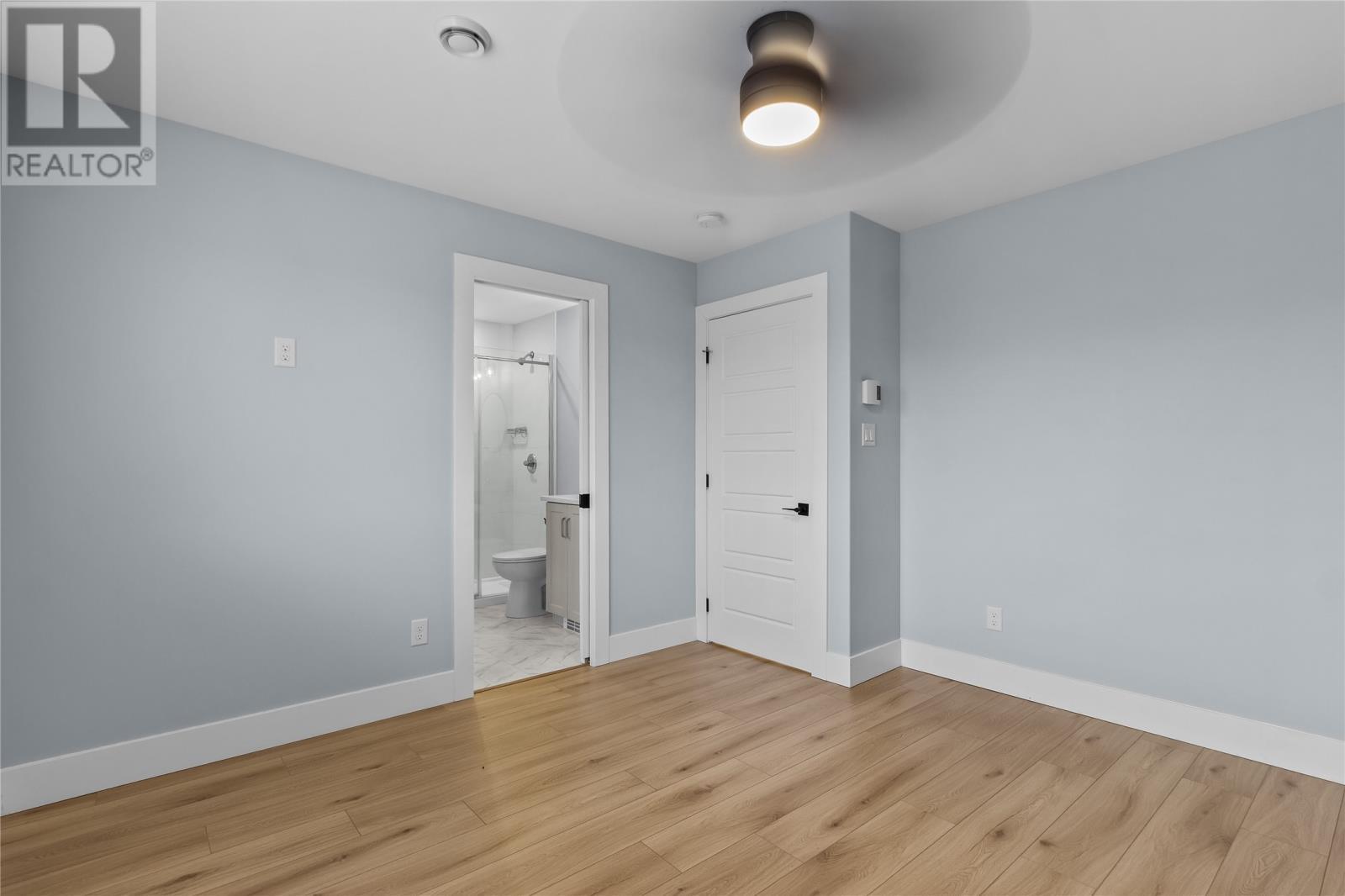 21 Devaughn Street, Paradise, NL - Indoor Photo Showing Other Room