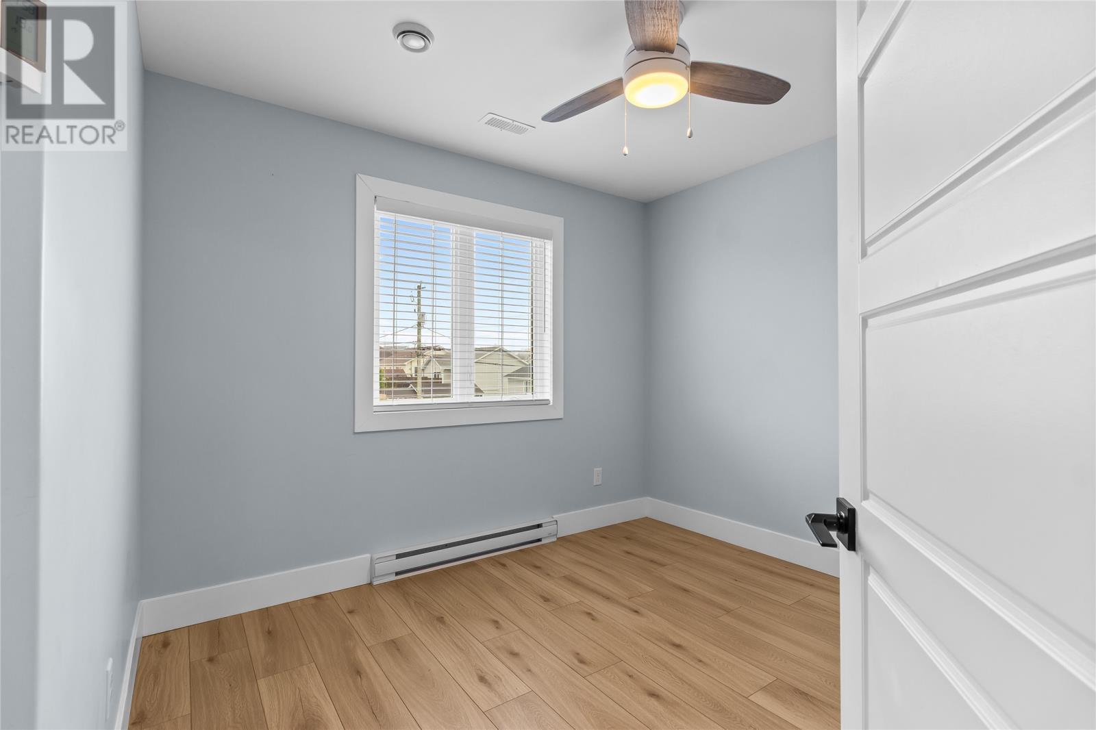 21 Devaughn Street, Paradise, NL - Indoor Photo Showing Other Room