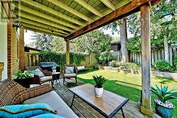 Private yard is meant to enjoy - 