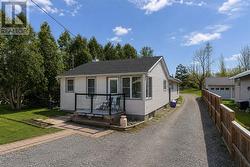 17 Clairmont Street Greater Sudbury, ON P3B 3S4