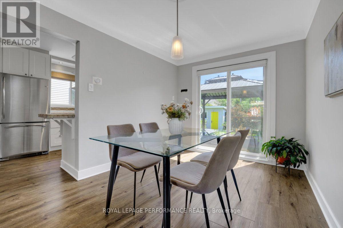 12 Prince Albert Street, Ottawa, ON - Indoor Photo Showing Dining Room