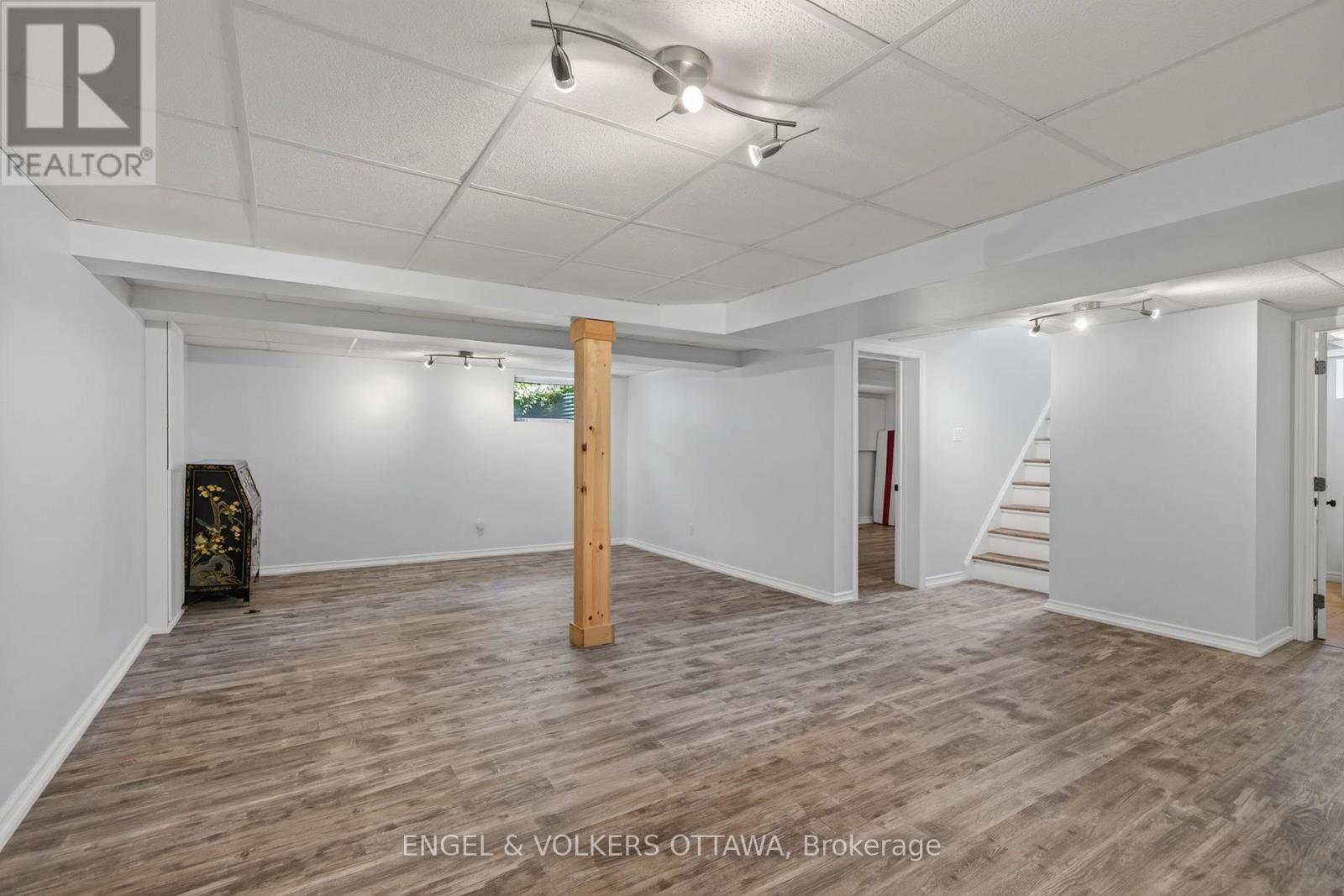 134 Rachael Avenue, Ottawa, ON - Indoor Photo Showing Other Room
