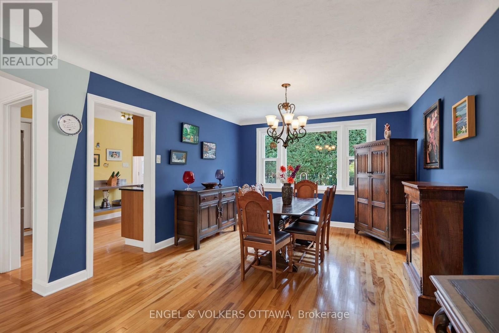 134 Rachael Avenue, Ottawa, ON - Indoor Photo Showing Dining Room
